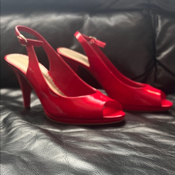 Laura Ashley Shoes - Like new Laura Ashley Vibrant Red Slingback Heels